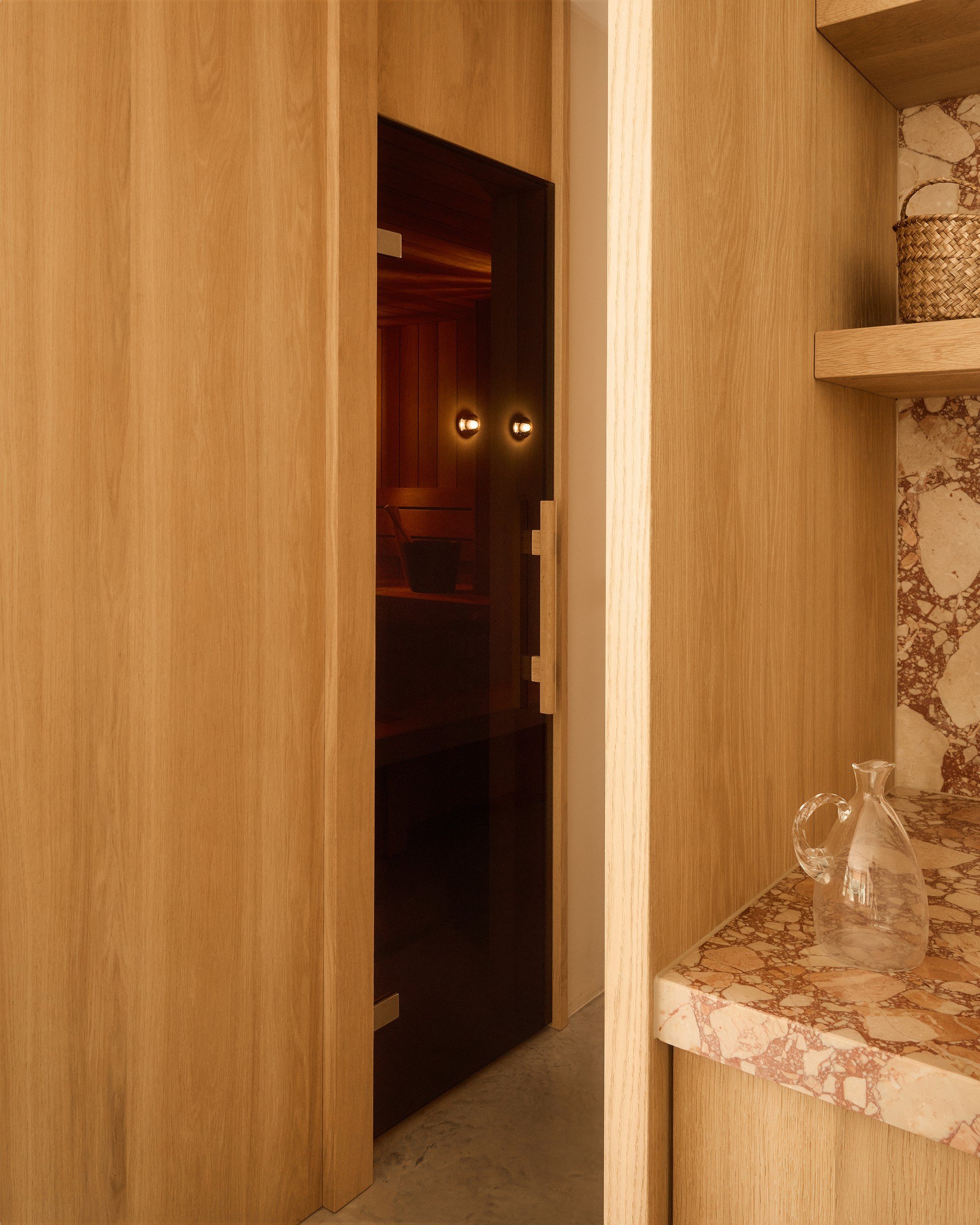 Concealed spa entrance within the timber joinery